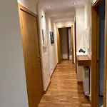 Piso Nuevo Totalmente Equipado * Toro