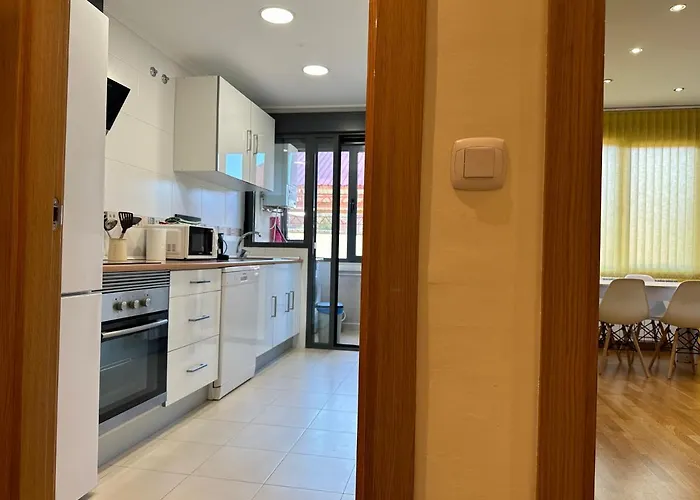 Piso Nuevo Totalmente Equipado * Toro